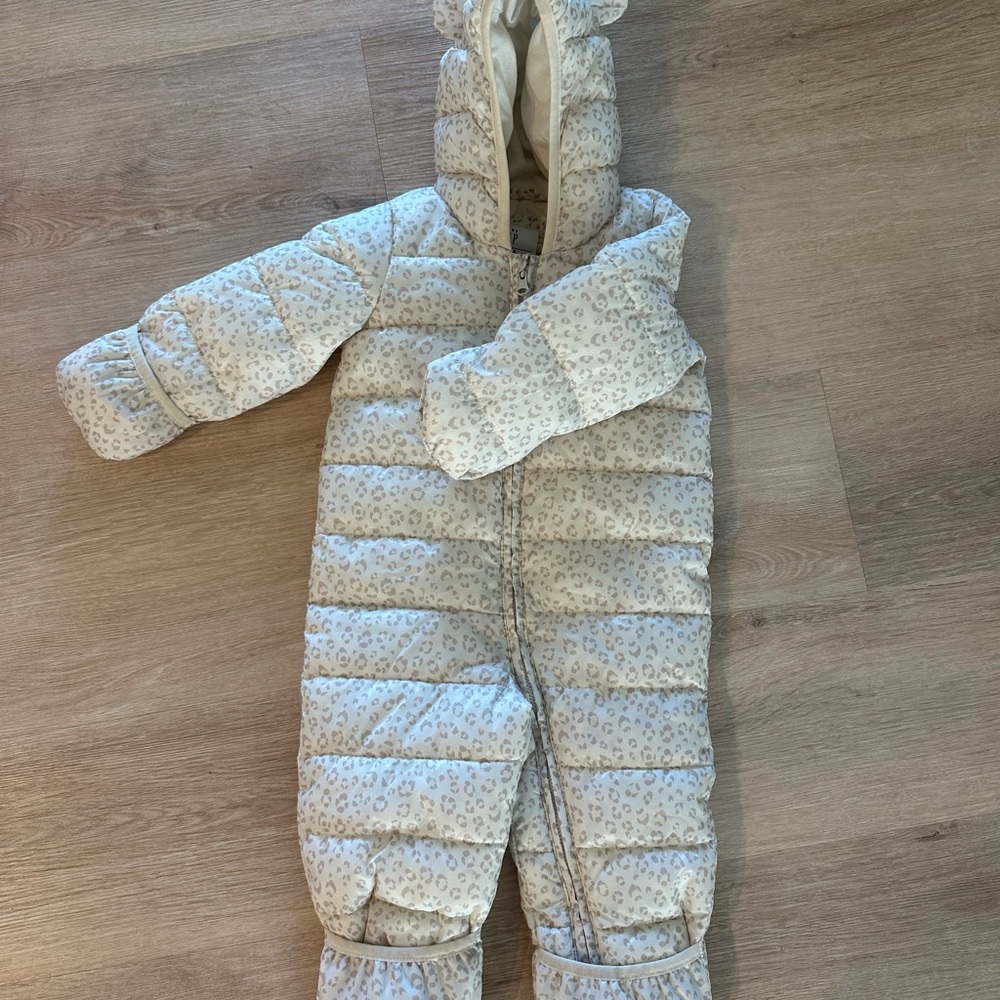 GAP Kids Puffer Jacket - Cream with Pattern